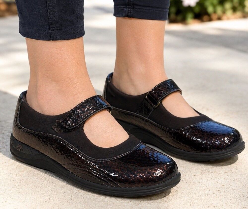 Drew Orthopedic Rose Mary Janes Women's Shoes Brown Croc Patent Leather Size 10W